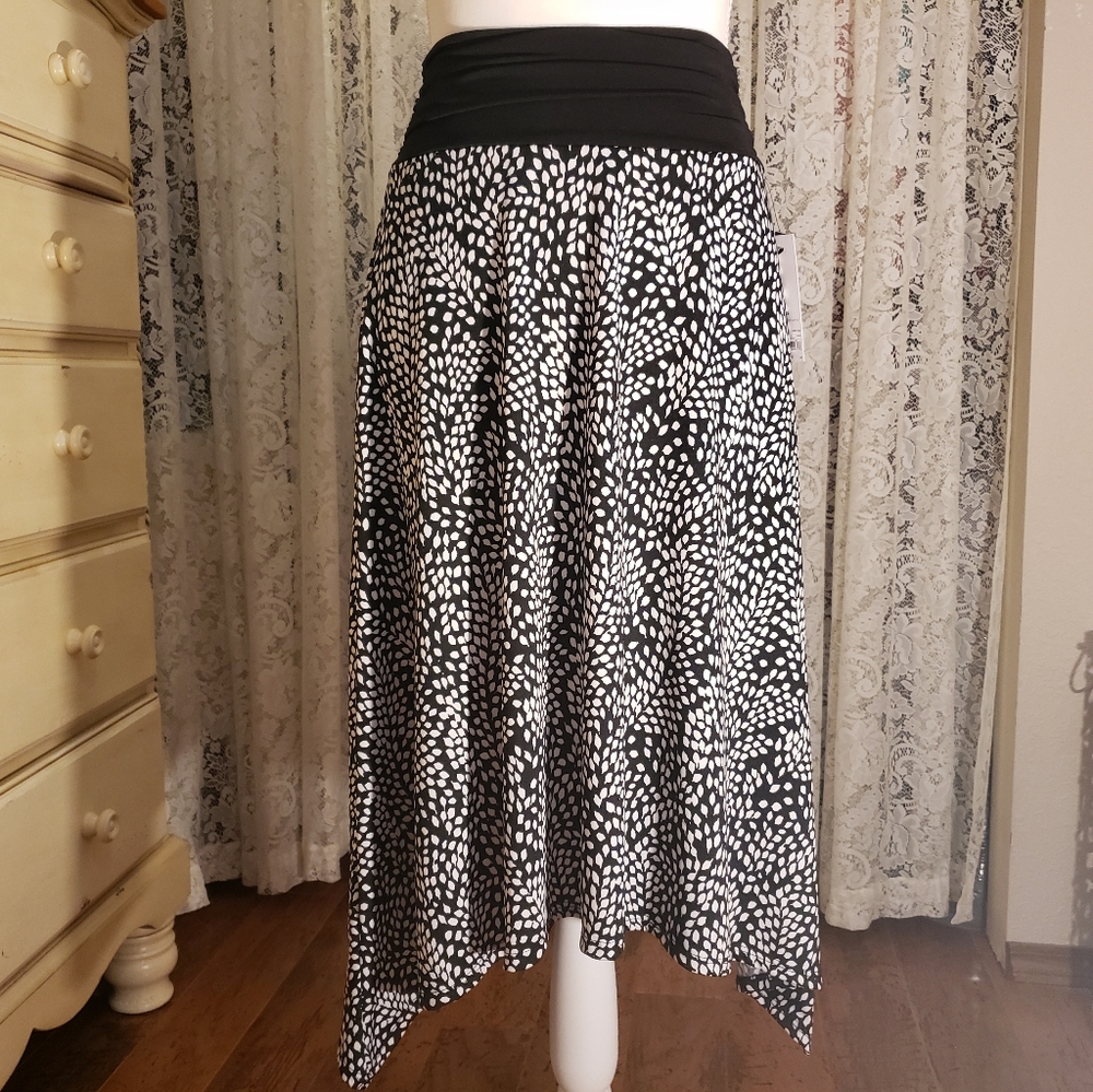 NWT Petite Apt 9 Midi Skirt